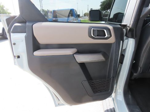 Used 2023 Ford Bronco Wildtrak AWD/4WD image 20