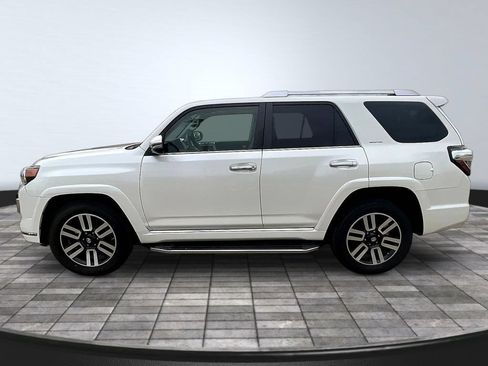Used 2019 Toyota 4Runner Limited AWD/4WD image 4
