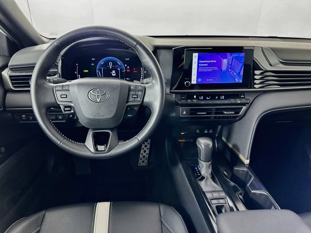 Certified 2025 Toyota Camry SE FWD image 22