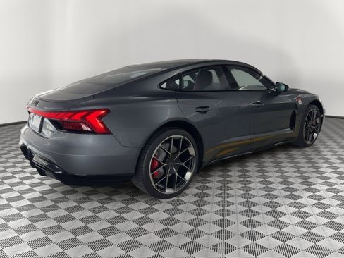 New 2026 Audi RS e-tron GT performance image 9