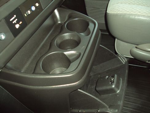 Used 2017 Chevrolet Express 2500 LS image 22