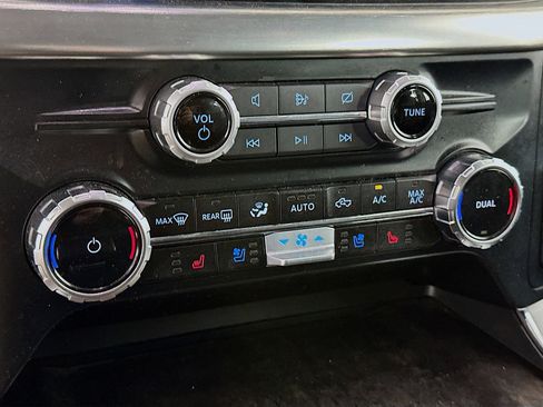 Used 2023 Ford F150 Lariat w/ Equipment Group 502A High image 24