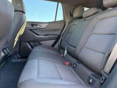 Used 2025 Chevrolet Equinox LT image 24