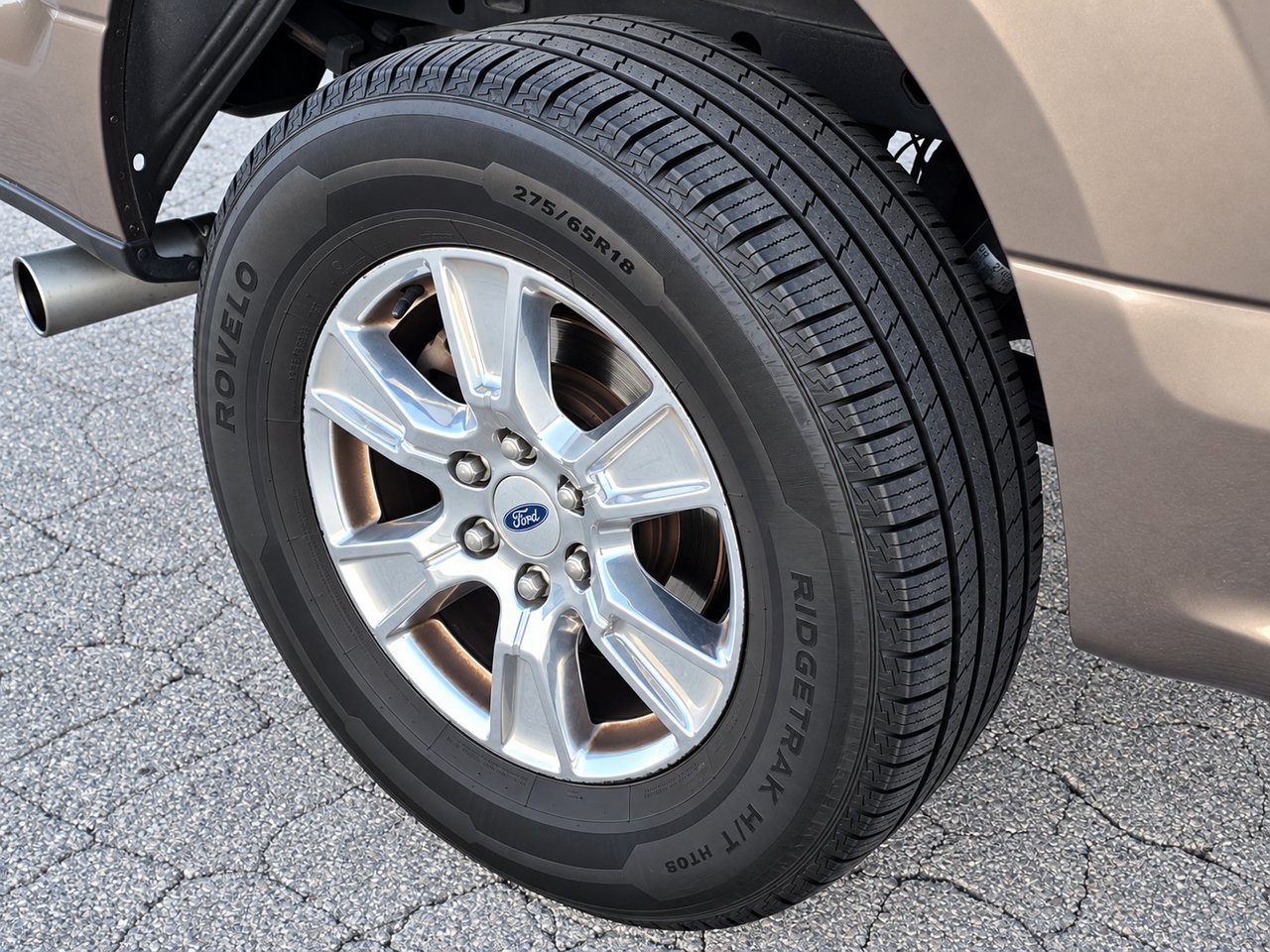 Used 2016 Ford F150 XLT w/ Equipment Group 301A Mid AWD/4WD image 13