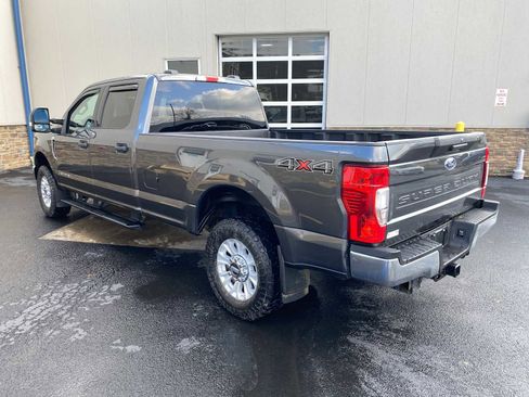 Used 2020 Ford F250 XLT image 3