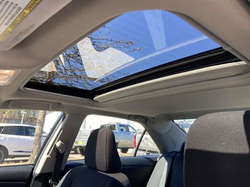 Used 2017 Toyota Camry LE image 22