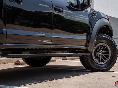 Used 2020 Ford F150 Raptor w/ Equipment Group 802A Luxury AWD/4WD image 28