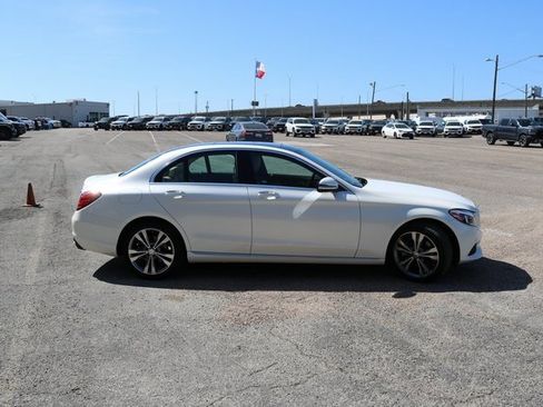 Used 2017 Mercedes-Benz C 300 4MATIC Sedan image 6