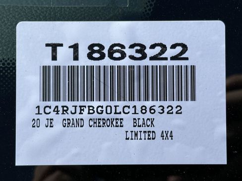 Used 2020 Jeep Grand Cherokee Limited w/ Trailer Tow Group IV image 13