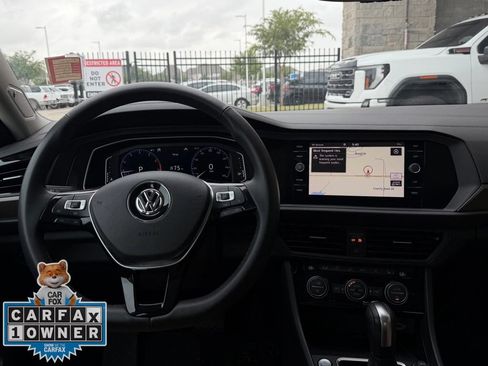 Used 2020 Volkswagen Jetta SEL Premium FWD image 8