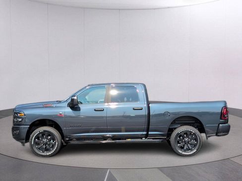 New 2026 RAM 2500 Big Horn AWD/4WD image 2