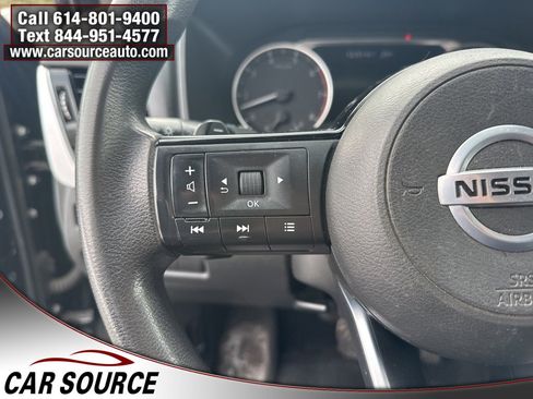 Used 2021 Nissan Rogue SV image 18