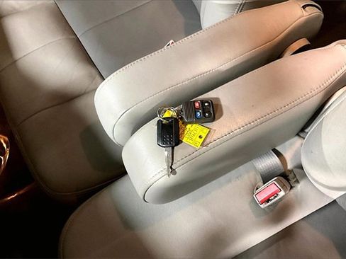 Used 2003 Mercury Grand Marquis GS image 27