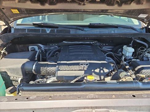 Used 2012 Toyota Tundra 4x4 CrewMax w/ TRD Off-Road Pkg image 23