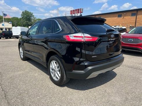 Used 2024 Ford Edge SEL w/ Convenience Package AWD/4WD image 6