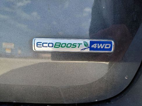 Used 2020 Ford Explorer XLT image 19