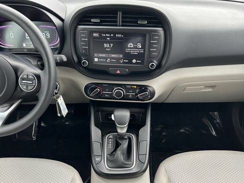 Used 2025 Kia Soul S FWD image 13