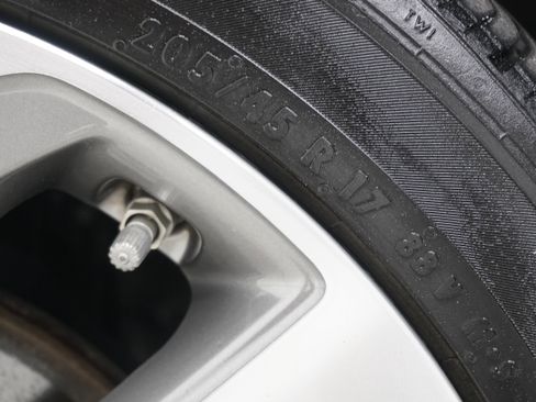 Used 2022 Hyundai Accent Limited image 26