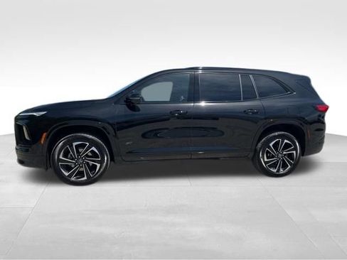 Used 2025 Buick Enclave Sport Touring w/ Super Cruise Package AWD/4WD image 3