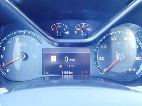 Used 2022 Chevrolet Colorado Z71 AWD/4WD image 13
