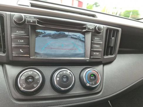 Used 2017 Toyota RAV4 LE w/ All Weather Liner Package AWD/4WD image 23