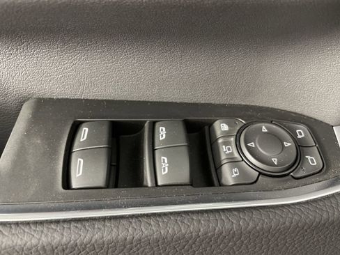 New 2025 GMC Sierra 2500 Denali w/ Denali Reserve Package image 24