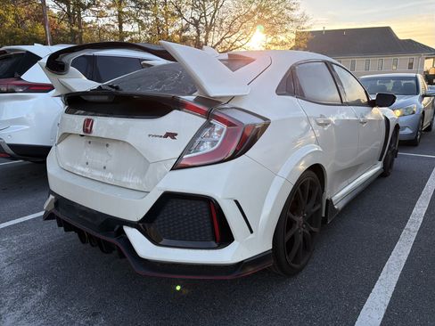 Used 2019 Honda Civic Type R image 5