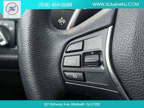 Used 2018 BMW 330i xDrive Sedan w/ Convenience Package image 12