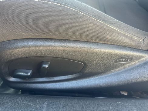 Used 2016 Chevrolet Camaro LT RWD image 15