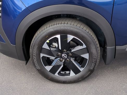 New 2026 Nissan Kicks SV w/ SV Premium Package image 18