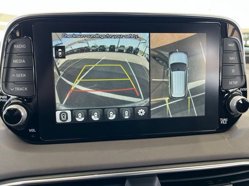 Used 2019 Hyundai Santa Fe FWD image 25