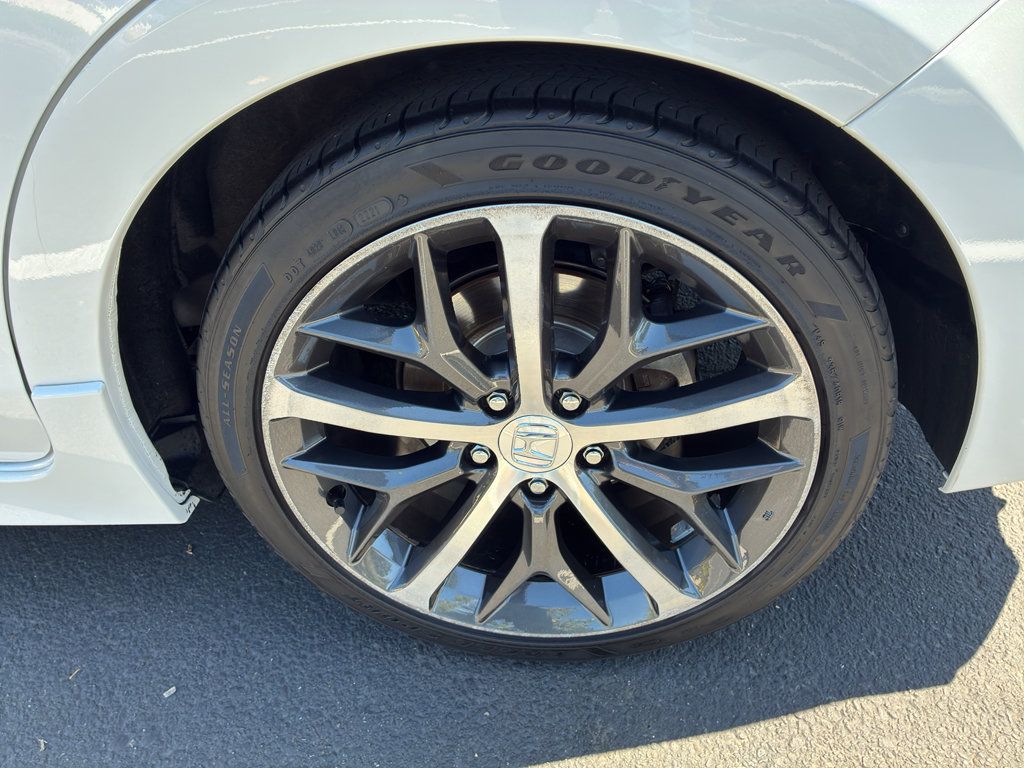 Used 2021 Acura ILX w/ Premium & A-SPEC Package FWD image 13