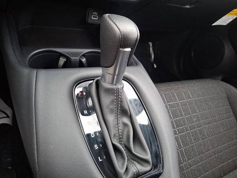 Used 2024 Honda HR-V LX image 14