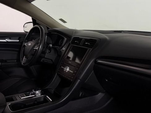 Used 2018 Ford Fusion Titanium AWD/4WD image 31