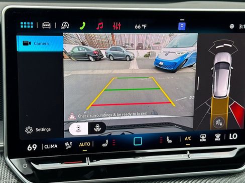 New 2026 Volkswagen Tiguan S FWD image 17