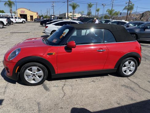 Used 2019 MINI Cooper Convertible FWD image 12