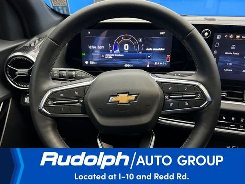 Used 2025 Chevrolet Equinox LT w/ Safety and Technology Package image 14