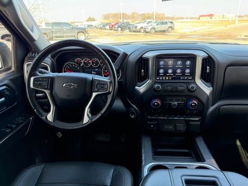 Used 2021 Chevrolet Silverado 1500 LT Trail Boss w/ Convenience Package II image 31