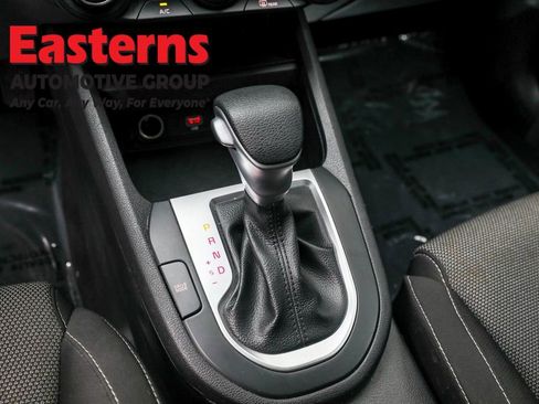 Used 2023 Kia Forte LXS image 13