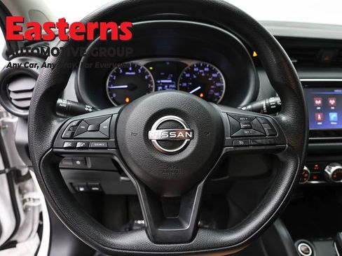 Used 2023 Nissan Kicks S FWD image 10
