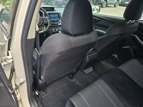 Used 2021 Subaru Crosstrek 2.0i AWD/4WD image 24
