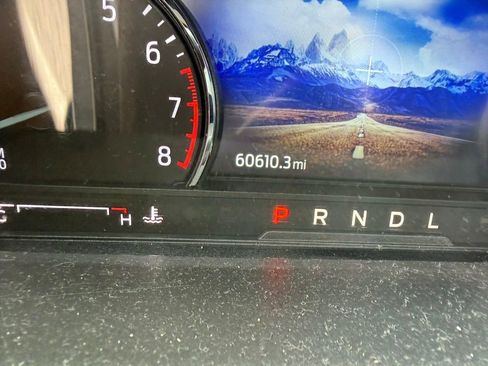 Used 2023 Ford Explorer ST-Line w/ Class IV Trailer Tow Package image 11