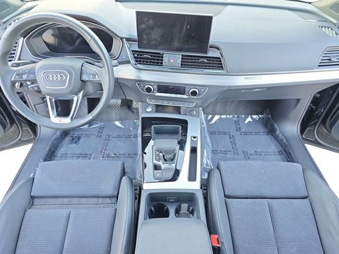 Certified 2023 Audi Q5 e Prestige image 9