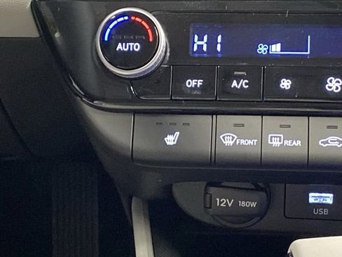 New 2026 Hyundai Elantra Limited image 8