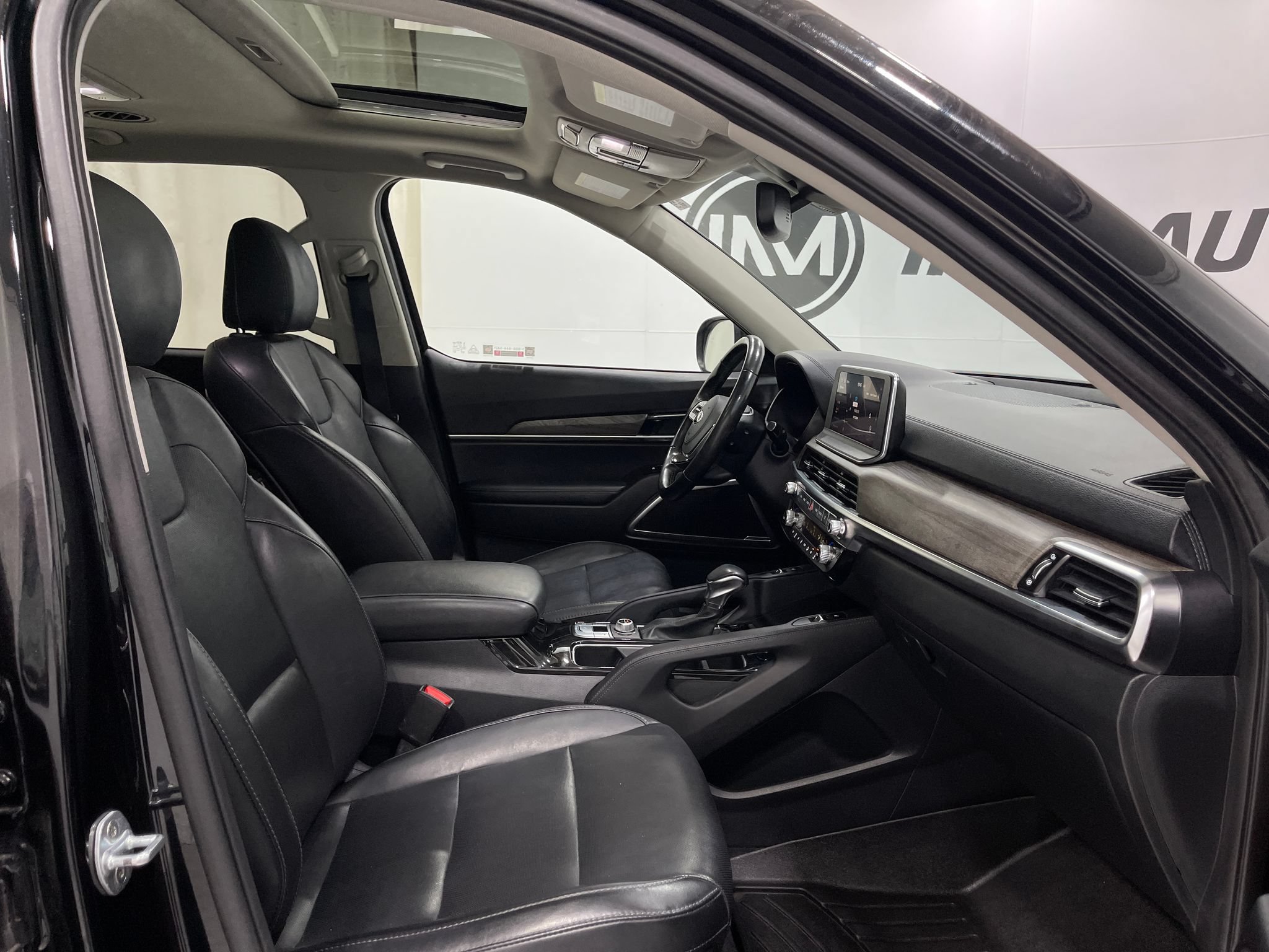Used 2020 Kia Telluride EX AWD/4WD image 34