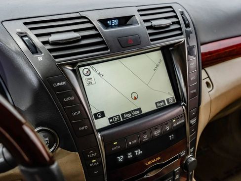 Used 2007 Lexus LS 460 RWD image 33