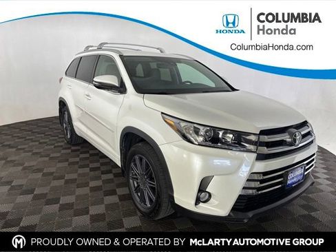 Used 2017 Toyota Highlander Limited w/ Protection Package #3 AWD/4WD image 1