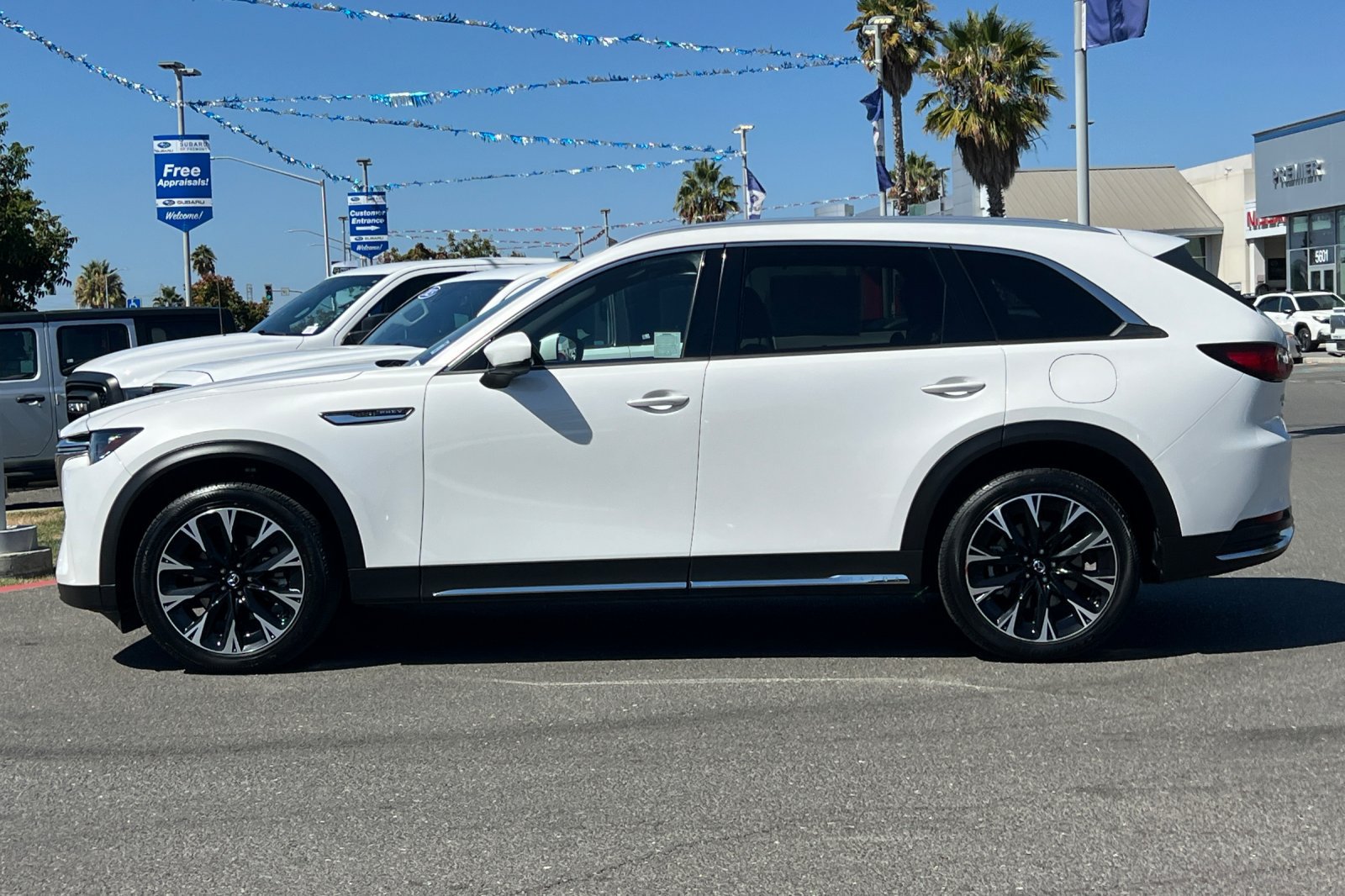 Used 2024 MAZDA CX-90 Plug-In Hybrid w/ Premium Plus AWD/4WD image 7