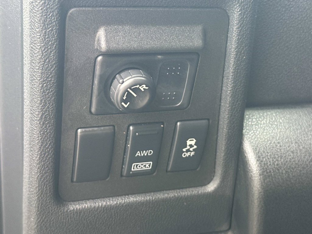 Used 2012 Nissan Rogue S w/ Special Edition Pkg AWD/4WD image 29