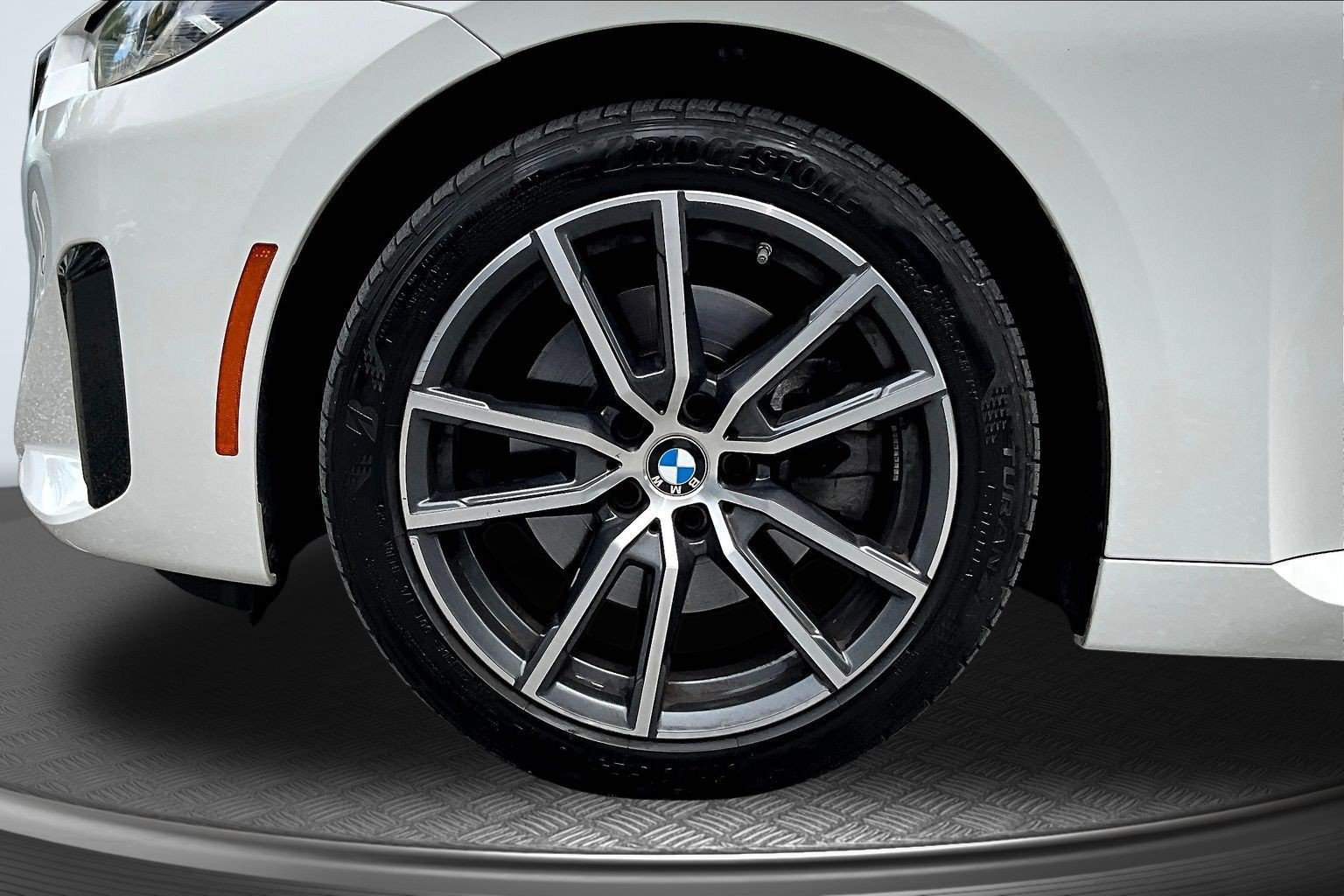 Used 2026 BMW 230i xDrive Coupe AWD/4WD image 31